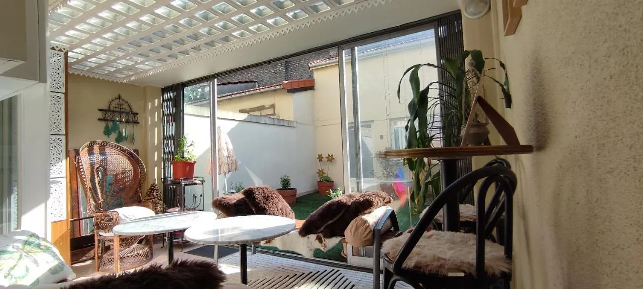 Holiday home Paris Authentic House Entier 1920'S Villa Metro Line 7 For Groups